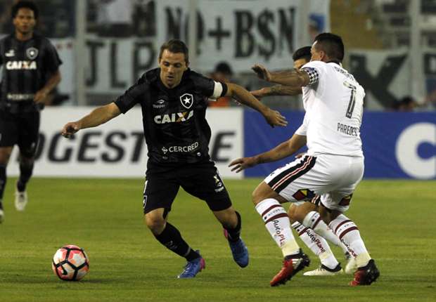 Colo Colo eliminado de Copa Libertadores: No logró revertir llave ante Botafogo