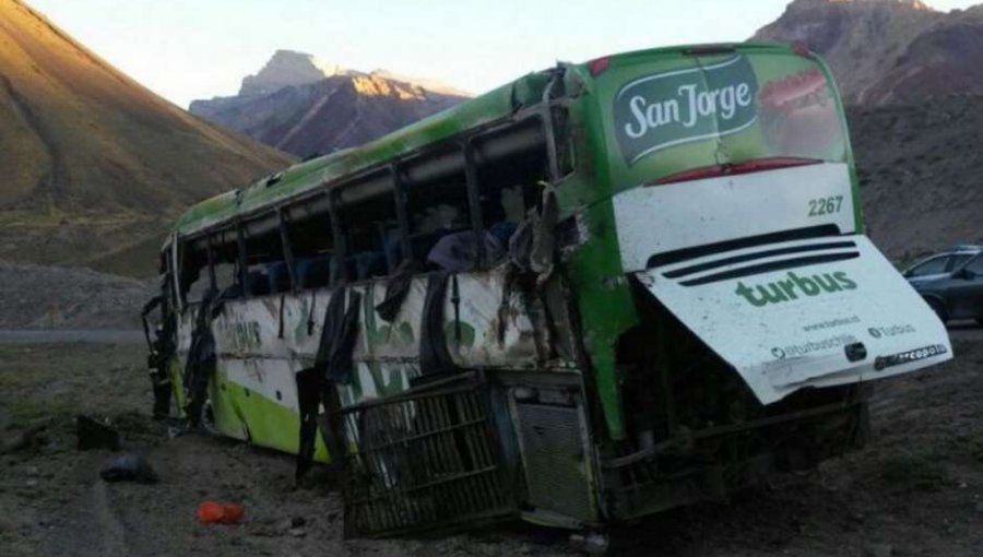 Hablan sobrevivientes de tragedia de Tur Bus: "Pasajeros reclamaban por la velocidad"