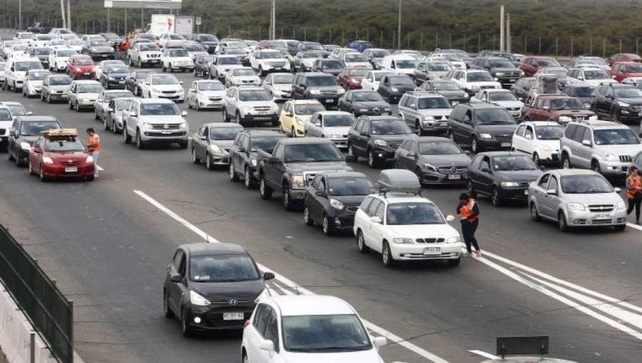 Retorno masivo: 300 mil vehículos regresarán este fin de semana a la Región Metropolitana