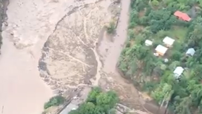 1.200 personas aisladas tras aluvión en San José de Maipo