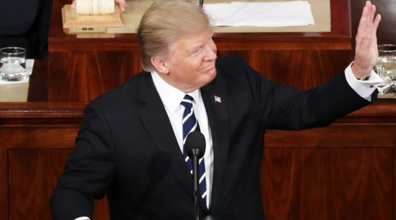 Donald Trump realizó su primer discurso ante el Congreso en calidad de Presidente