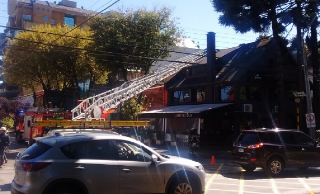 Incendio se registró en restaurant ubicado en el centro de Concepción