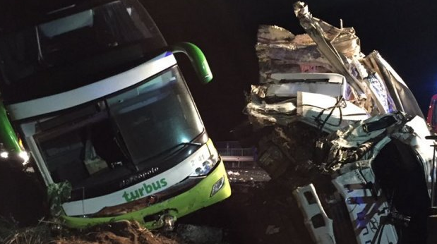 Nuevo accidente de Turbus se registra en carretera chilena
