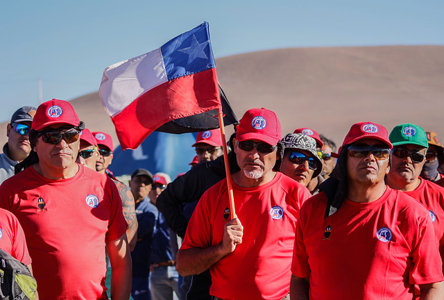 Trabajadores de Minera Escondida ponen fin a la huelga tras 43 días de paralización