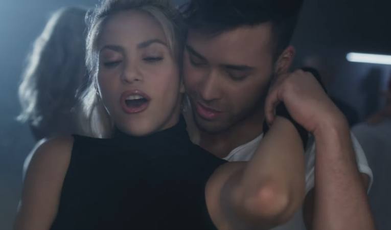 Más sensual que nunca: El video completo de Shakira bailando bachata junto a Prince Royce