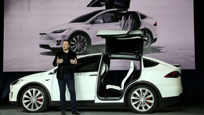 Tesla se convierte en la empresa automotriz de mayor valor en Estados Unidos