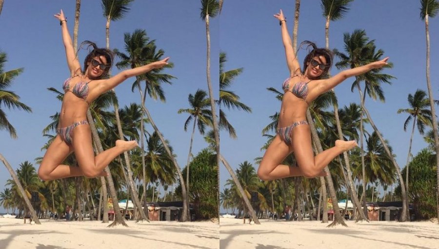 Como el vino: Maura Rivera en vacaciones en Punta Cana encantó en bikini