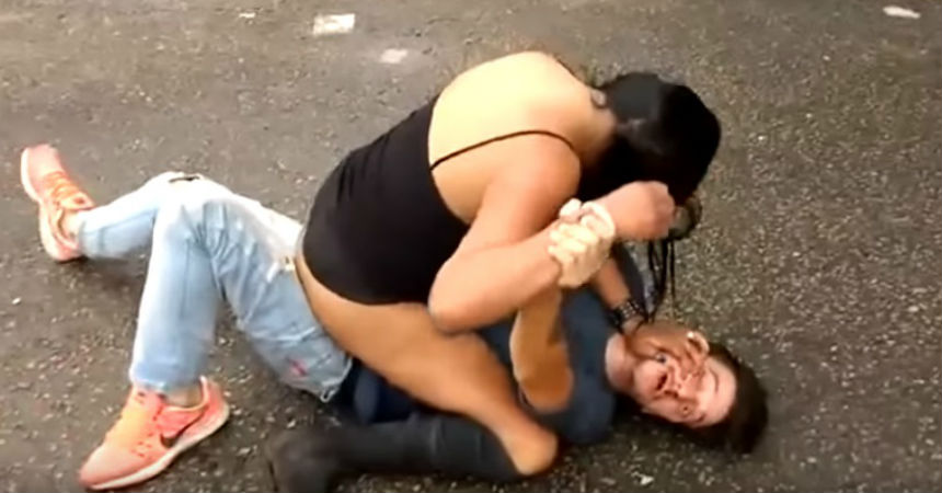 Video de Travesti agrediendo a hombre que no quiso pagar por servicio sexual se hace viral