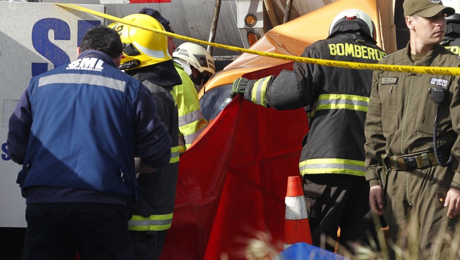 Dos víctimas fatales deja accidente de tránsito entre Santiago y Buin