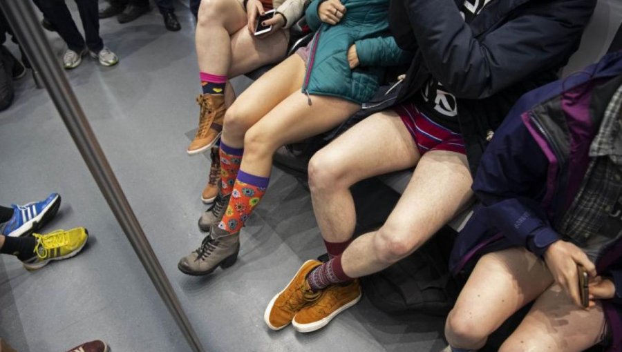 [Fotos] Metro de Nueva York vivió su tradicional jornada "sin pantalones"