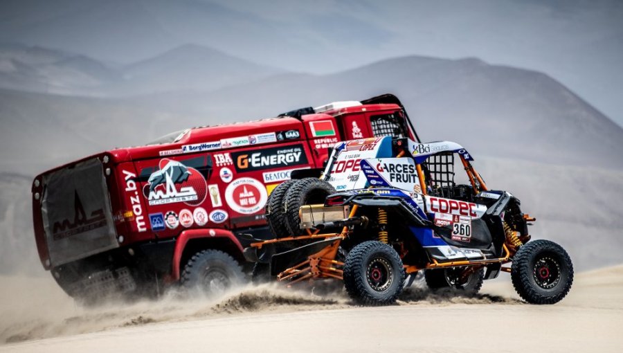 "Chaleco" López retomó el liderato y sueña con ganar el Dakar en UTV