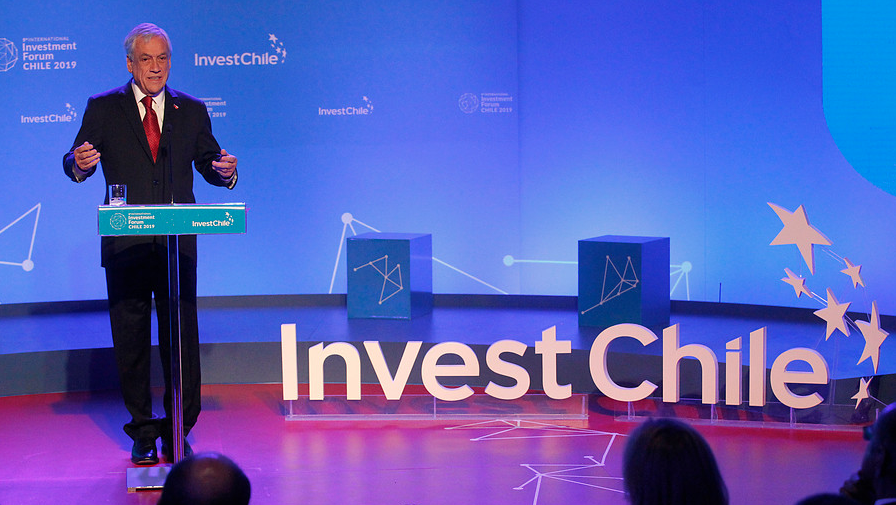 Piñera destacó presente económico y llamó a grandes empresas a invertir en Chile