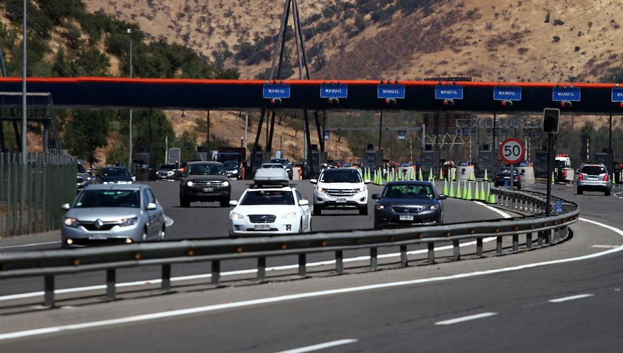 Gobierno e indemnización a autopistas por implementar "peaje a luca": "Es sólo una compensación"