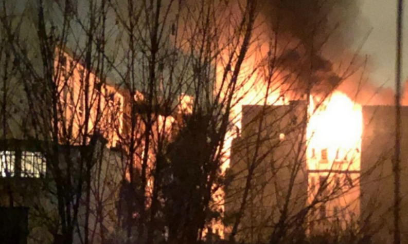 Incendio en edificio de París dejó ocho víctimas fatales: hay una vecina detenida