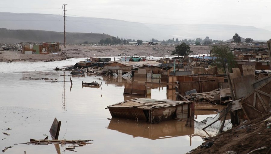 Gobierno reitera que no declarará Zona de Catástrofe en Arica: "La situación es natural"