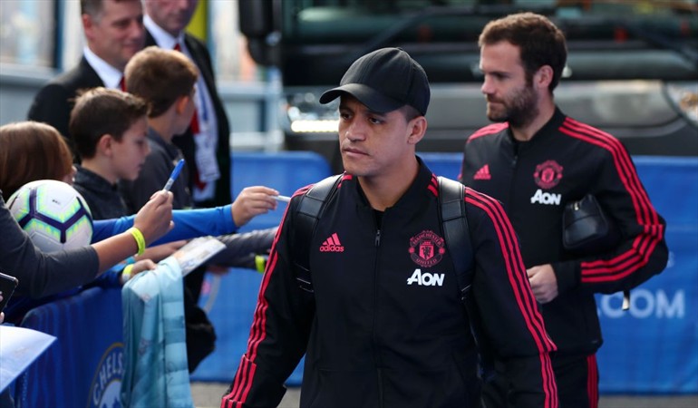 Alexis Sánchez será suplente en visita de Manchester United a Fulham