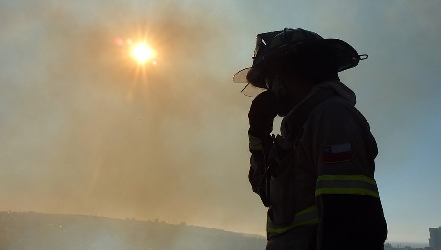 Falleció el bombero que sufrió accidente mientras combatía incendio forestal en La Araucanía