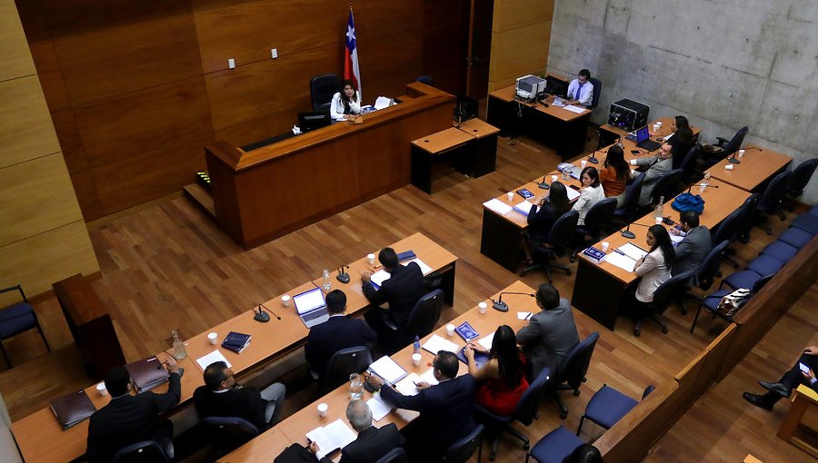 Caso SQM: Jueza rechaza reabrir investigación y critica "negligencia" del Ministerio Público