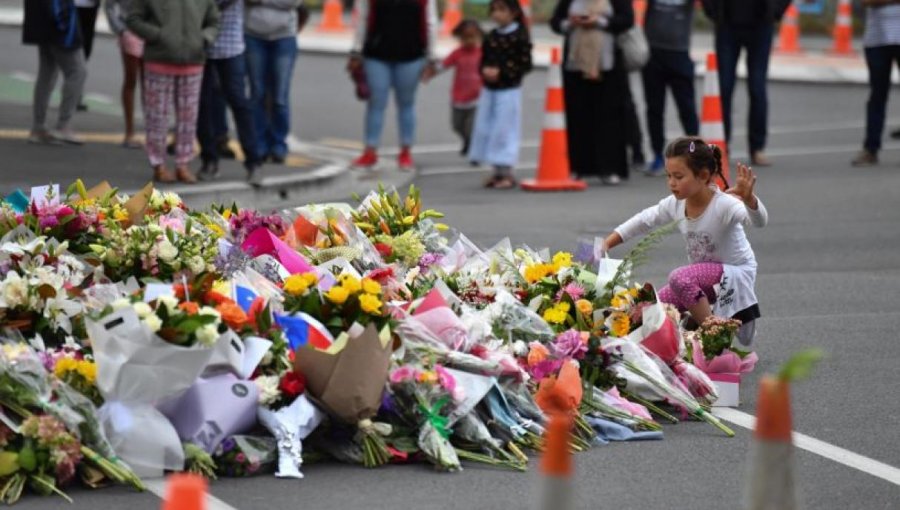 Nueva Zelanda se volcó a las calles para llorar su pena por las víctimas de Christchurch