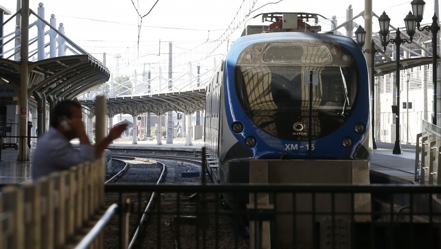 Metrotren bate récords en segundo año de funcionamiento: 74 mil pasajeros diarios