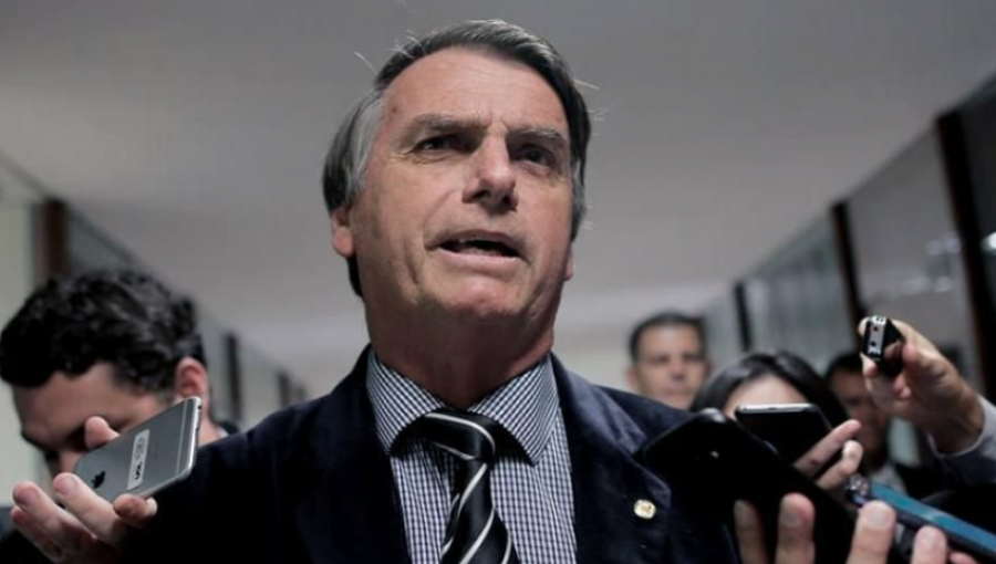 Jair Bolsonaro realizó una visita no anunciada a la CIA en Washington