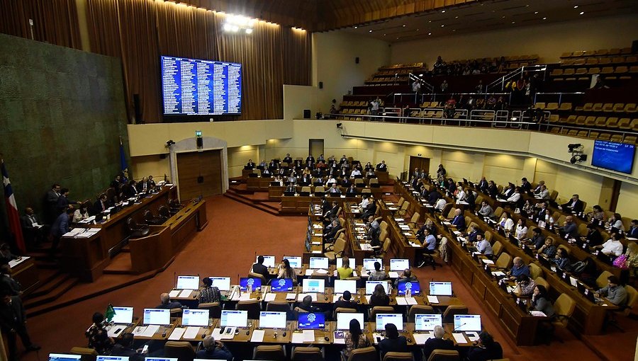 Idea de legislar Reforma Tributaria se votaría en Cámara de Diputados en abril