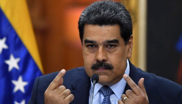 Maduro asegura que no le temblará el pulso contra "terroristas", tras arresto de aliado de Guaidó