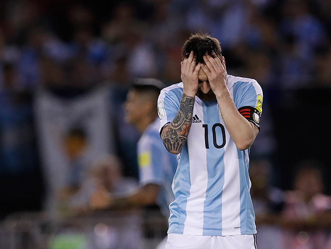 Tras dura derrota ante Venezuela, Lionel Messi abandonó la selección Argentina