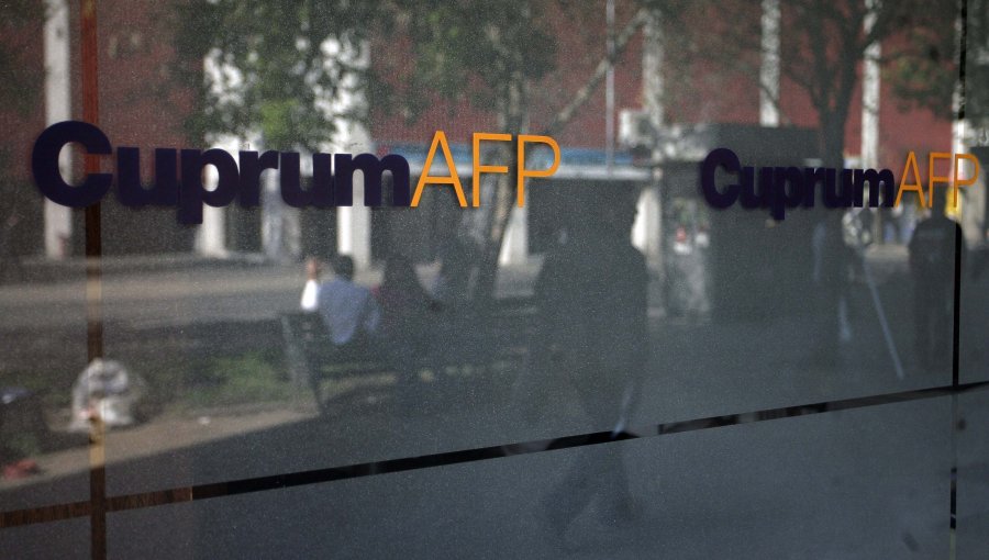 Fiscalizan y auditan seguridad de AFP's Cuprum y Provida por fraude en traspasos