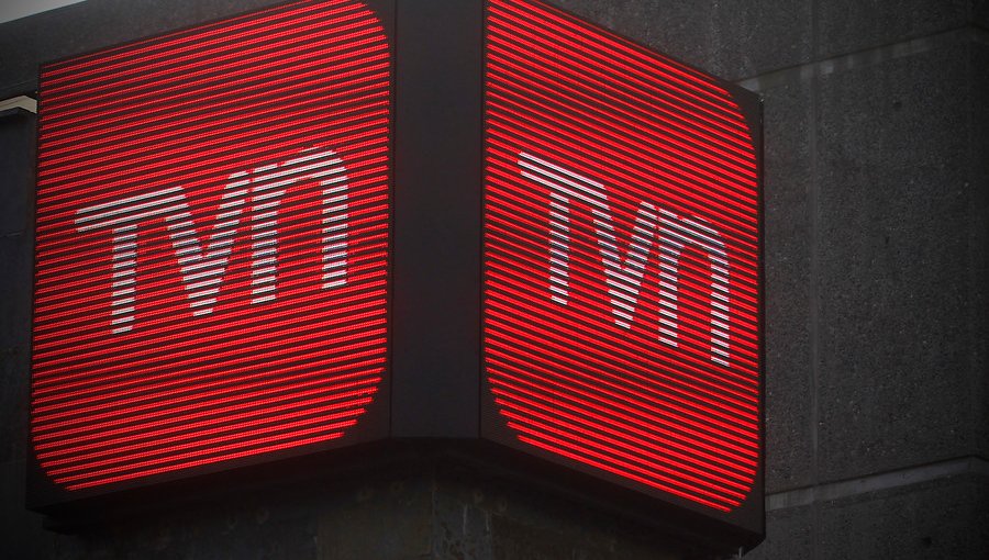 Consejo para la Transparencia exige a TVN publicar sueldos de directores y gerentes