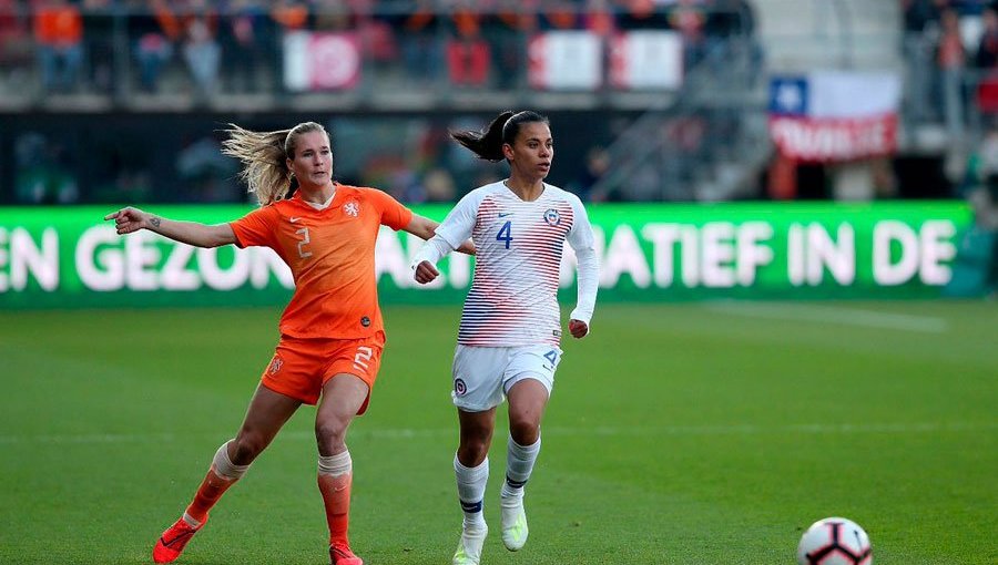 Chile cayó vapuleado ante Holanda en amistoso preparatorio para el Mundial