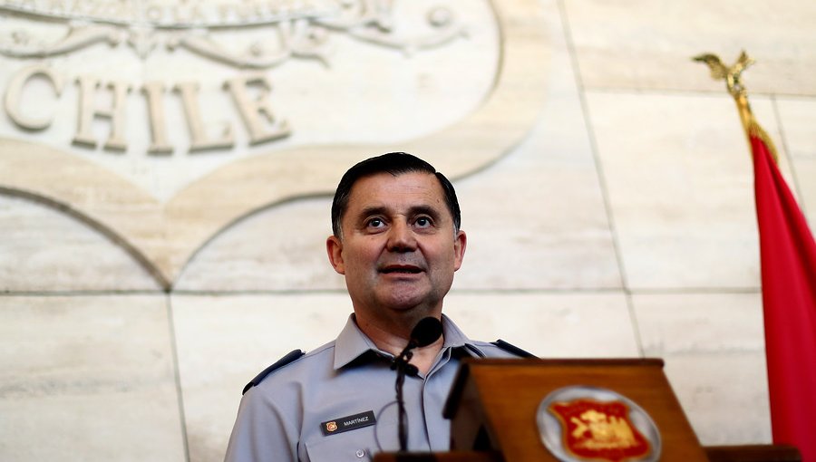 Comandante en jefe del Ejército catalogó como "grave" la desconfianza que hay hacia el Ejército