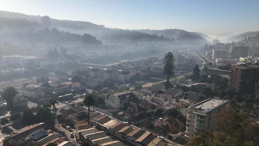Cuatro colegios de Viña del Mar debieron suspender sus clases por presencia de nube de humo