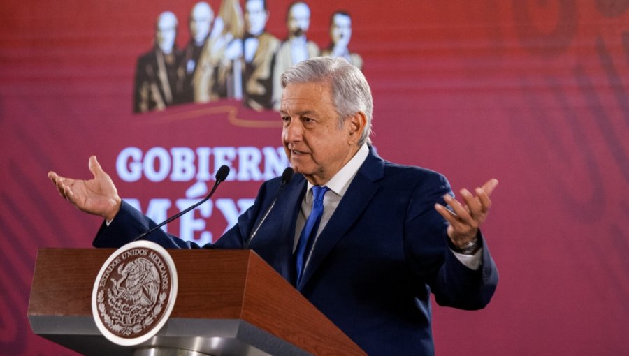 Presidente de México acusó a ex funcionarios de Gobierno de pagar cirugías estéticas con fondos públicos