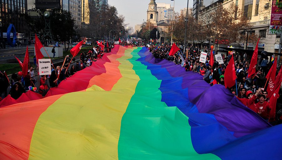 Fiscalía Nacional creará observatorio de violencia contra personas LGBTI+