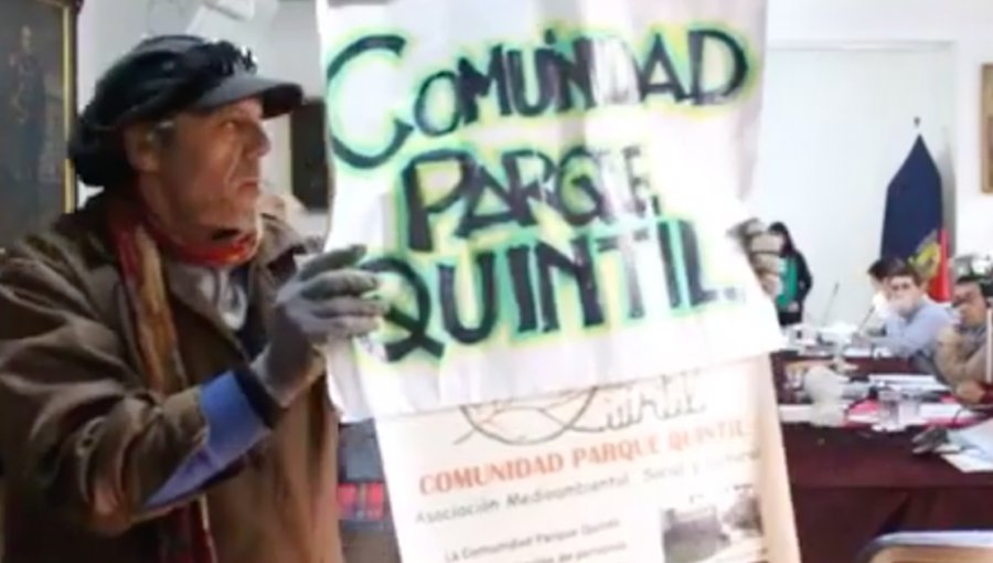 Manifestantes del parque Quintil protestaron contra Jorge Sharp en el Concejo Municipal