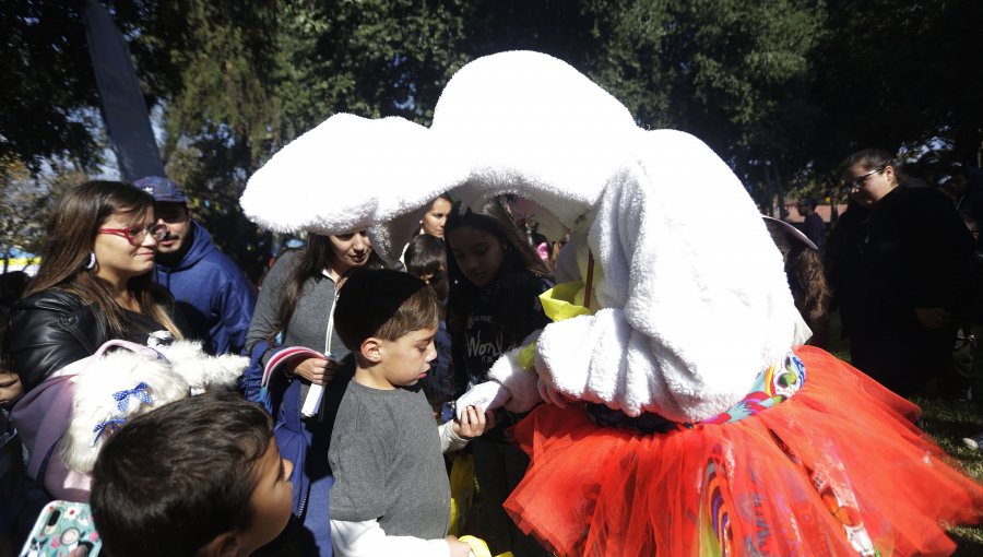 Cathy Barriga encabeza celebración de Pascua de Resurrección en Maipú