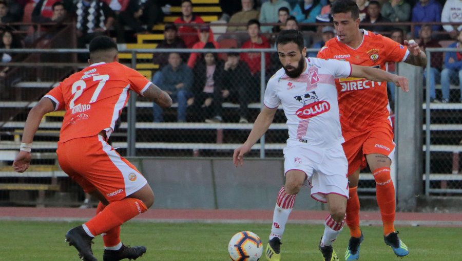Cobreloa derrotó en su visita a Deportes Valdivia en una guerra de goles