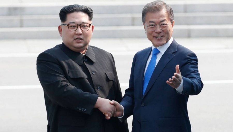 Corea del Sur invitó a Corea del Norte a conmemorar la primera cumbre entre sus líderes