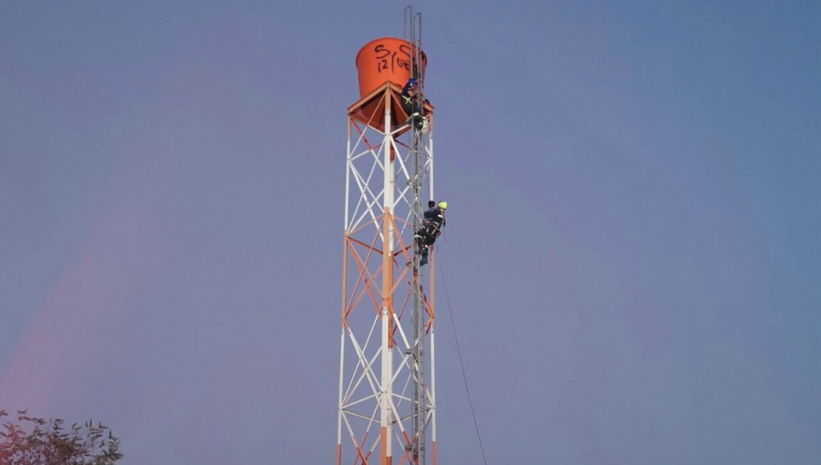 San Felipe: Niño de 6 años escaló antena de 20 metros para "ver desde la altura la ciudad"