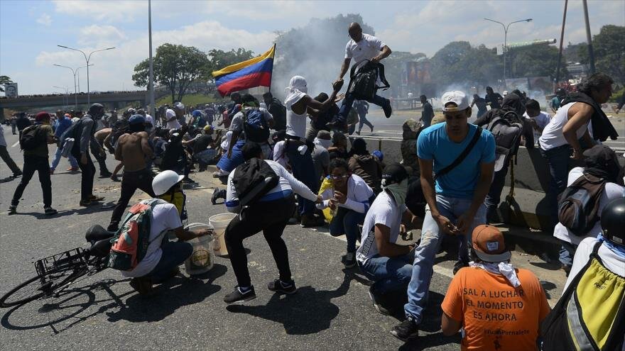 ONU confirma que protestas tras alzamiento en Venezuela han dejado cinco muertos y 239 heridos
