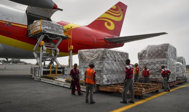 Avión chino aterrizó en Venezuela con 71 toneladas de medicina y material quirúrgico