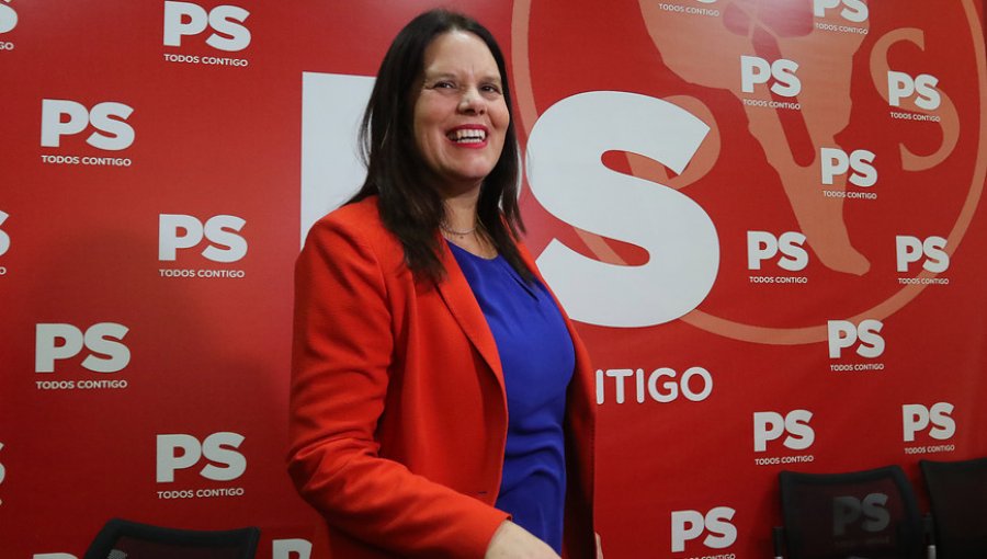 Diputados socialistas anuncian ingreso de dos proyectos de Primarias en partidos