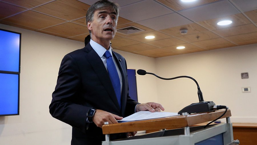 Ministro de Economía anunció suma urgencia a proyecto de ley que reformará el INE