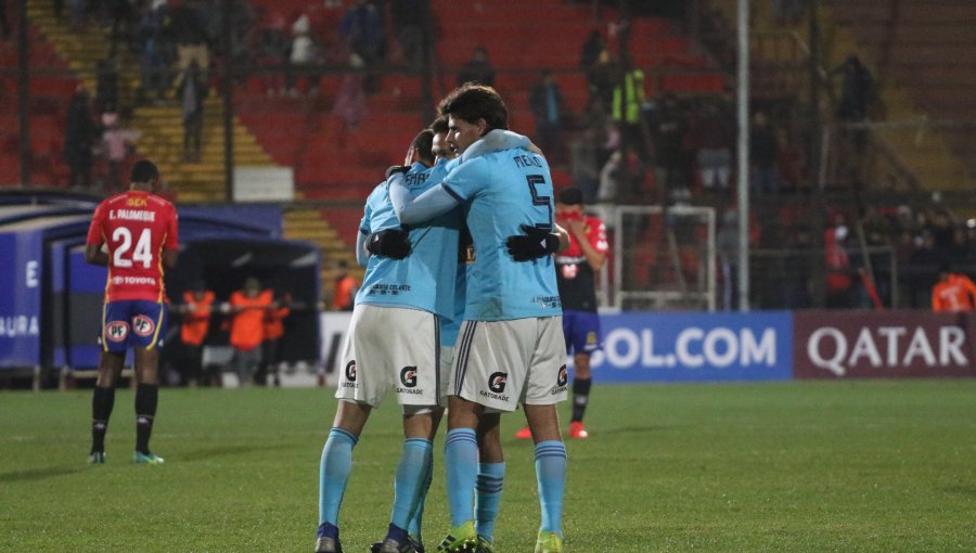 Unión recibió una goleada de Sporting Cristal y quedó con un pie fuera de Sudamericana