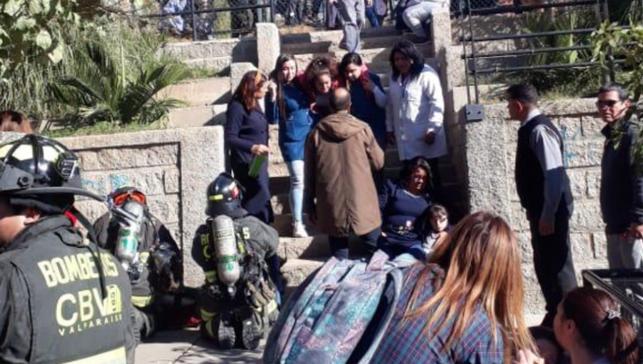 Suspenden clases en colegio donde se generó fuga de gas en Valparaíso
