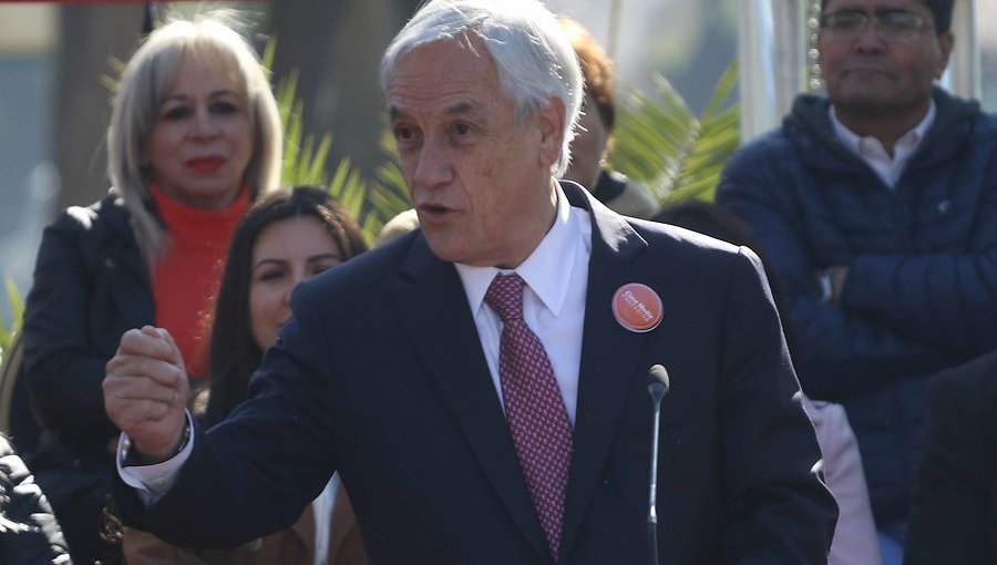 Presidente Piñera le pidió a senadores de RN "ser más voceros" de las acciones del gobierno
