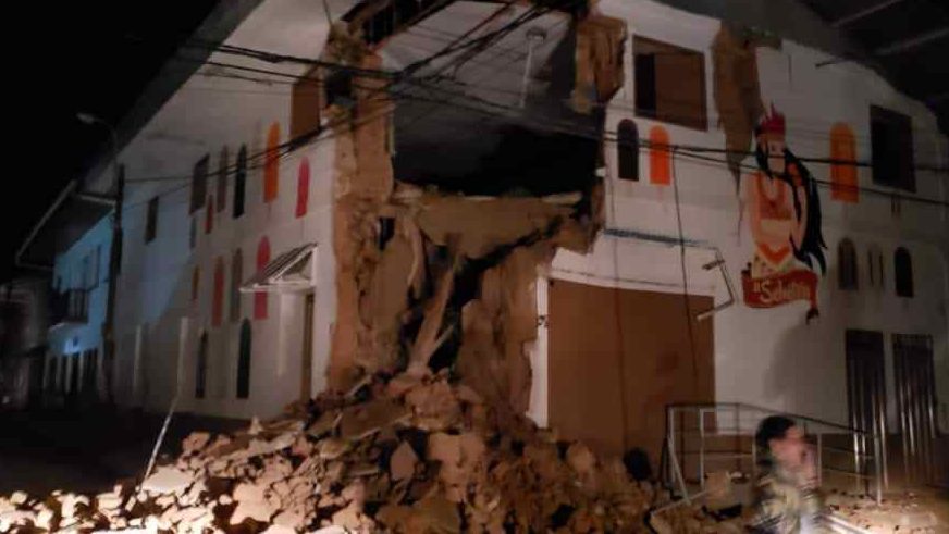 Fuerte Terremoto de 8 grados Richter sacude al norte de Perú