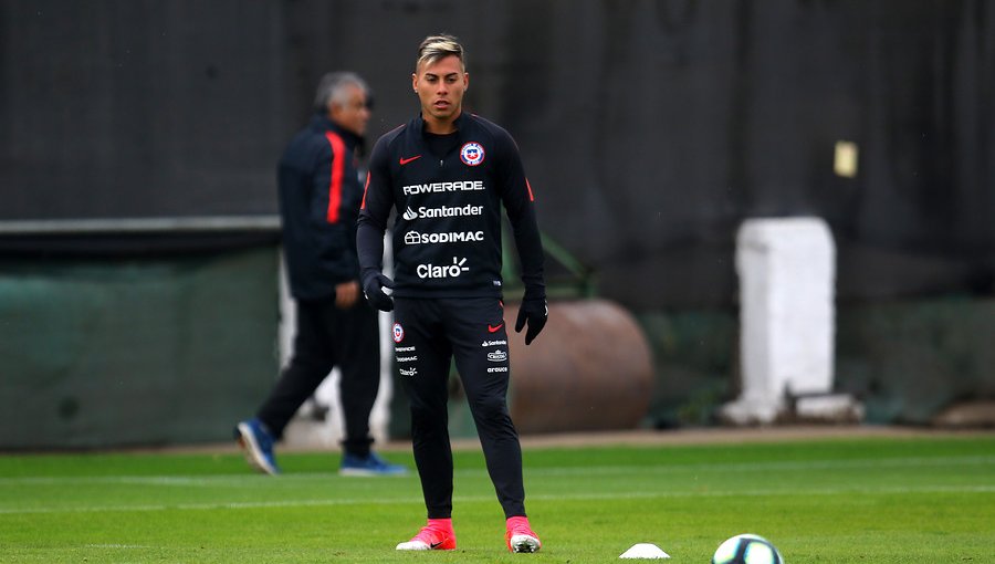 Tras más de un año, Eduardo Vargas se sumó a los entrenamientos de la Roja