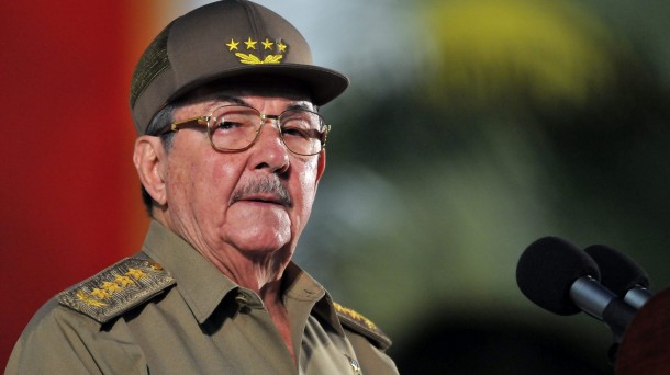 Raúl Castro alerta en su cumpleaños 88º que Cuba encara un "escenario adverso"